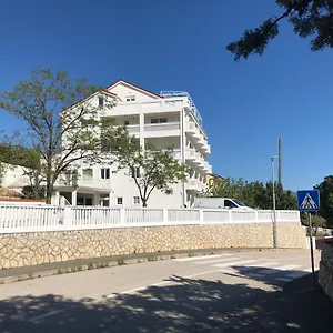Bellevue 4*, Novi Vinodolski Kroatien
