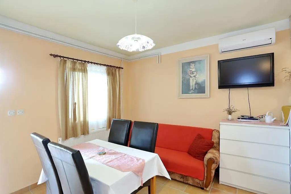 Haus Josipa Bed & Breakfast Maslenica