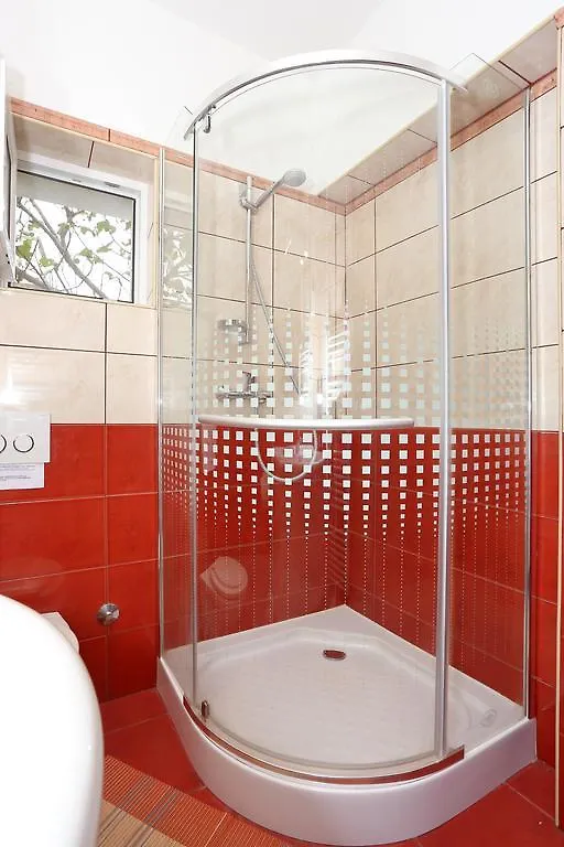 Haus Josipa Bed & Breakfast Maslenica 3*,