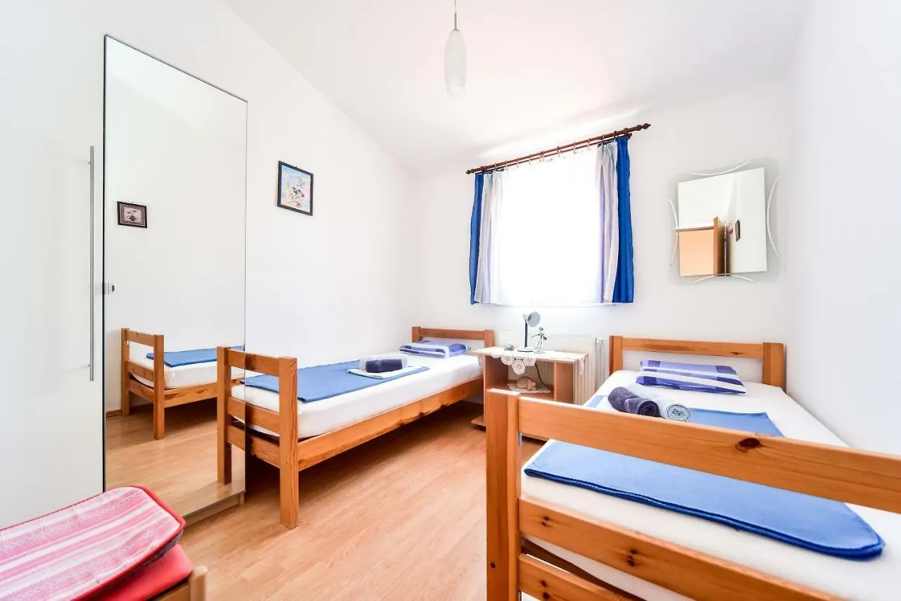 Haus Josipa Bed & Breakfast Maslenica