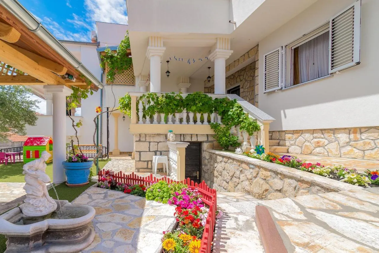Haus Josipa Bed & Breakfast Maslenica Croatia